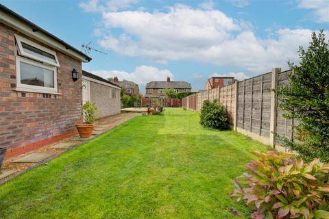 4 bedroom semi-detached house for sale, Priory Road, Sale