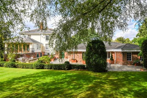 6 bedroom detached house for sale, Parsonage Downs, Great Dunmow, Essex, CM6