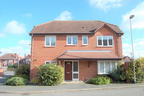 4 bedroom detached house to rent, Ripley Grove, Dudley