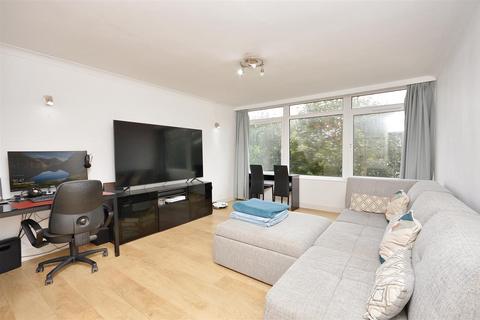 1 bedroom flat for sale, Arundel Road, Eastbourne