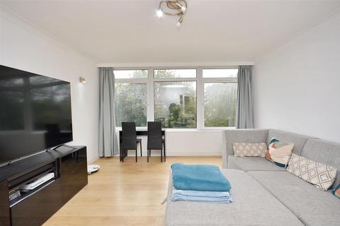 1 bedroom flat for sale, Arundel Road, Eastbourne