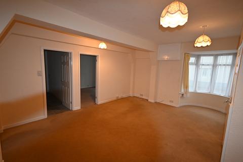 2 bedroom flat to rent, Church Street, Sidford EX10