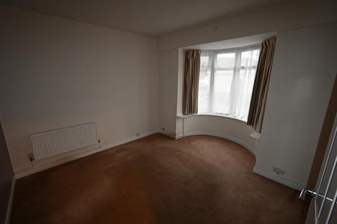 2 bedroom flat to rent, Church Street, Sidford EX10