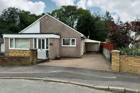 3 bedroom bungalow for sale, Tonteg, Pontypridd CF38