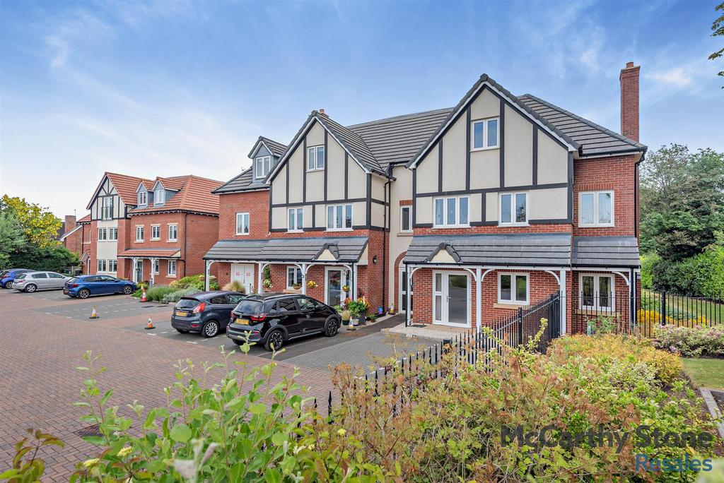 Summerfield Place