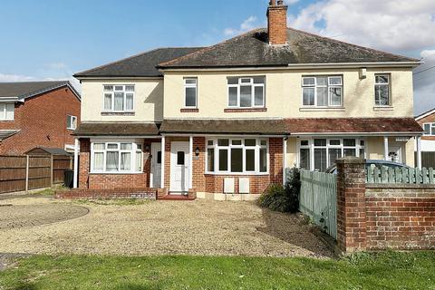 3 bedroom terraced house for sale, Lepe Road, Langley, SO45