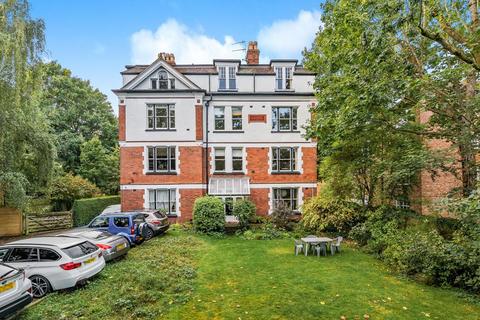 3 bedroom flat for sale, Crouch Hill, Crouch End