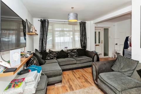 3 bedroom terraced house for sale, Whittaker Road, Slough SL2