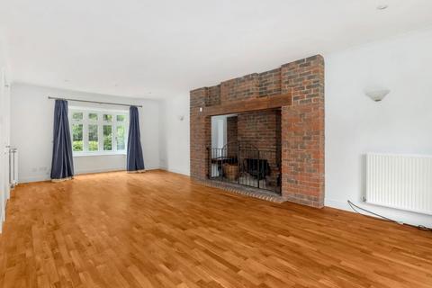 4 bedroom detached house to rent, Redwell Lane, Ightham TN15 9EA