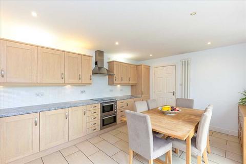 61 Academy Place, Bathgate, EH48 1AS