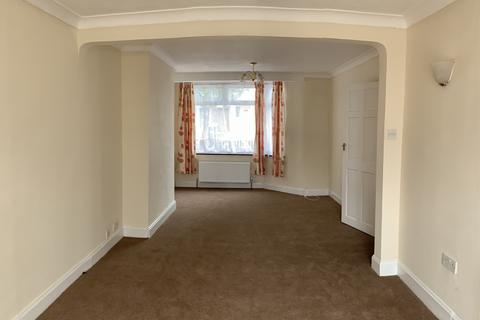 3 bedroom terraced house to rent, Harrow, HA3