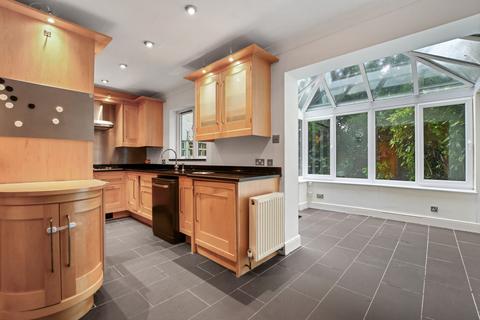 4 bedroom house to rent, Ridgeway Gardens, Highgate, N6