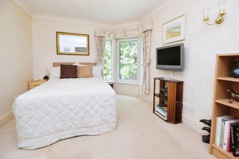 2 bedroom apartment for sale, Cliff Road, Torquay TQ2