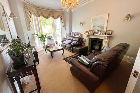 48 Bampfylde Road, Torquay, TQ2 5AY