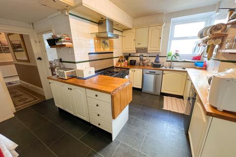 48 Bampfylde Road, Torquay, TQ2 5AY