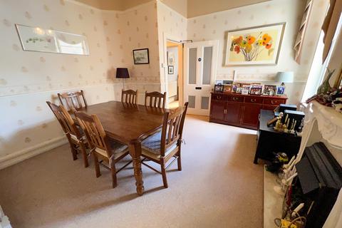 48 Bampfylde Road, Torquay, TQ2 5AY
