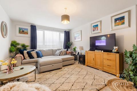 46 Braeside Road, Torquay, TQ2 8QR