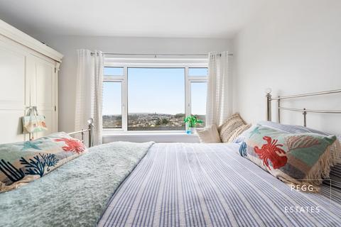 46 Braeside Road, Torquay, TQ2 8QR