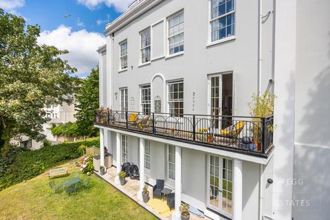 2 bedroom apartment for sale, Lower Woodfield Road, Torquay TQ1