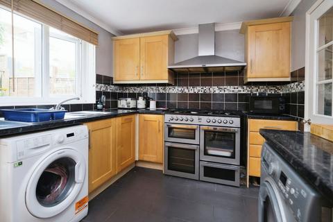 2 bedroom end of terrace house for sale, Torquay TQ2