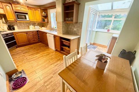 4 bedroom semi-detached house for sale, Beverley Road, Nunthorpe, Middlesbrough