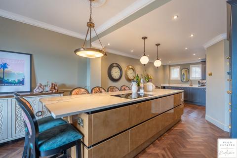 4 bedroom terraced house for sale, The Riviera, Torquay