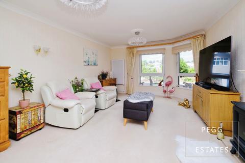 2 bedroom apartment for sale, Cliff Road, Torquay TQ2