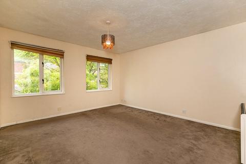 1 bedroom maisonette for sale, Rossignol Gardens, CARSHALTON, Surrey, SM5