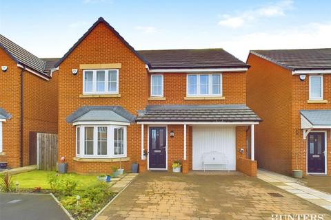 4 bedroom detached house for sale, Dukes Way, Consett