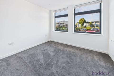 1 bedroom apartment to rent, London Road, Staines-upon-Thames, Surrey, TW18