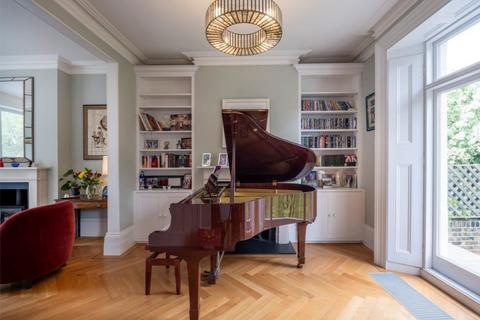 9 Blenheim Road, London, NW8 0LU