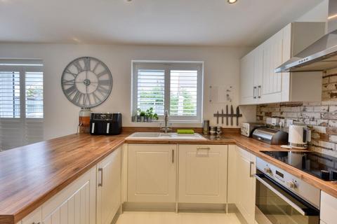 6 Brambling Road, Stoke Bardolph, Nottingham, NG14 5JB