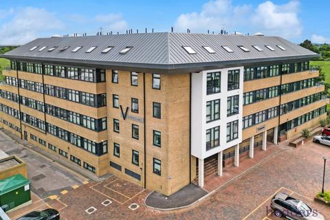2 bedroom apartment to rent, London Road, Staines-upon-Thames, Surrey, TW18