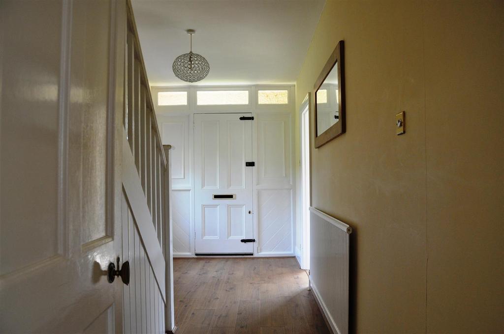 Hallway.JPG