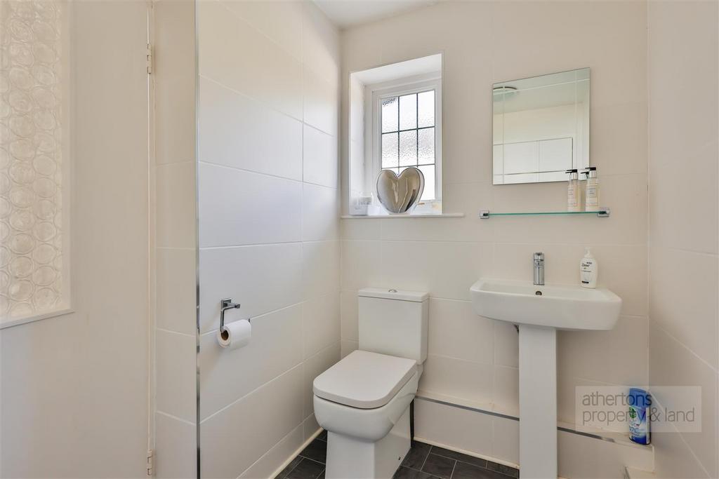 Beacon Holme - WC.jpg