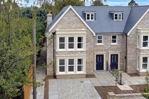 19 Grantchester Road, Cambridge, CB3 9ED