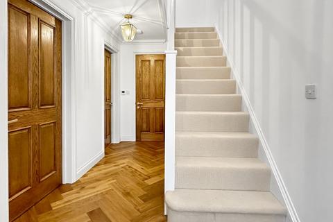 19 Grantchester Road, Cambridge, CB3 9ED