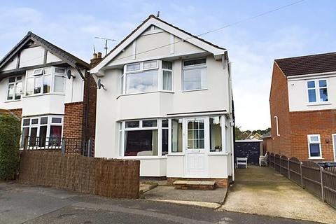 3 bedroom detached house for sale, Southlea Road, Nottingham NG4