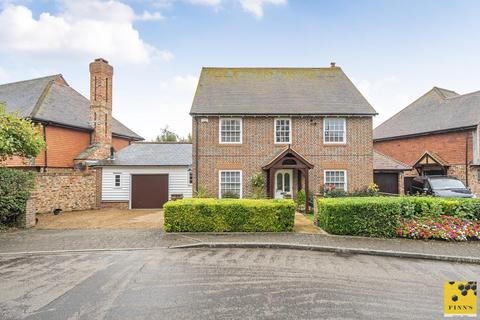 4 bedroom detached house for sale, Chantry Park, Birchington CT7