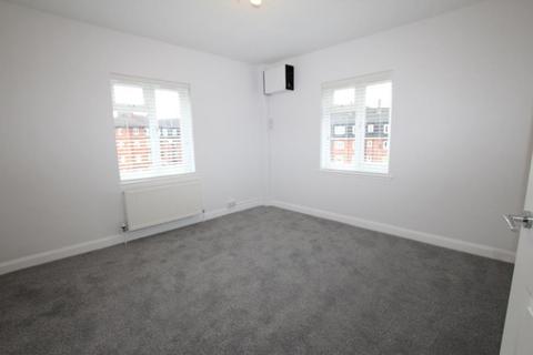 1 bedroom apartment to rent, Empire Way