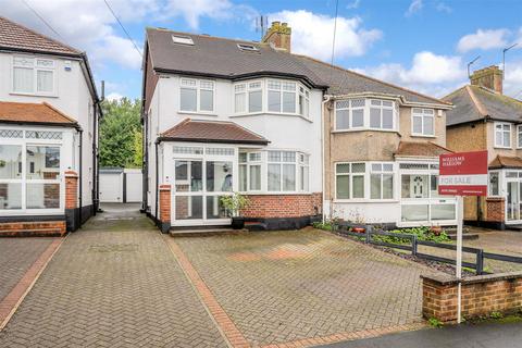 4 bedroom semi-detached house for sale, Winkworth Road, Banstead