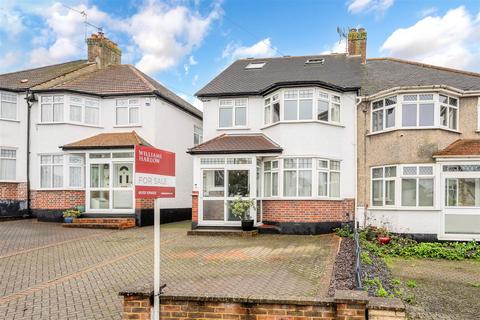 Winkworth Road, Banstead