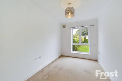 2a Park Way, Feltham, TW14 9DJ
