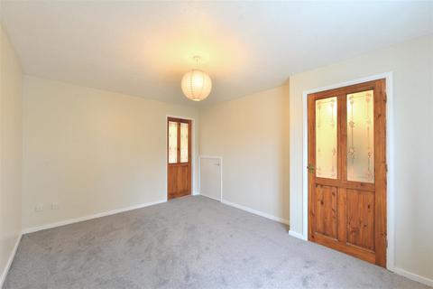 2 bedroom terraced house to rent, Keble Park North