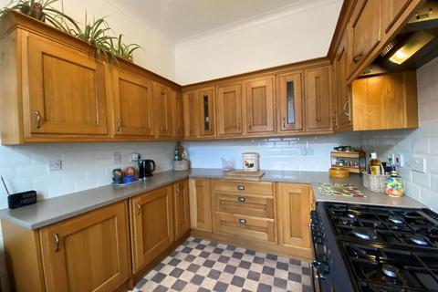 4 bedroom terraced house for sale, Clumber St, Hull, HU5 3RL