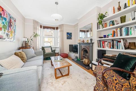 4 Treviso Road, London, SE23 2EB