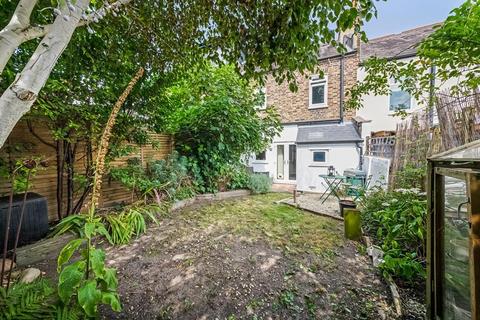 4 Treviso Road, London, SE23 2EB