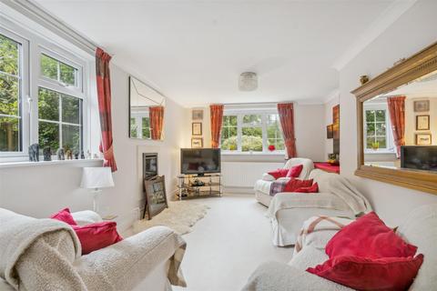 62 Broadview, Stevenage, SG1 3TR