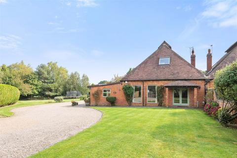 Newlands Barn Billesley Lane, Alvechurch, Birmingham, B48 7HE