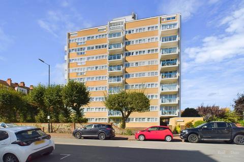 2 bedroom penthouse for sale, Hartington Place, Eastbourne